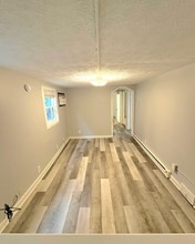 1027 Cochran Mill Rd, Unit 9 in Jefferson Hills, PA - Building Photo - Building Photo