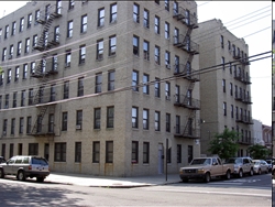 2758-2760 Holland Ave in Bronx, NY - Building Photo