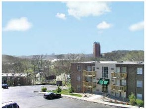 Tusculum View in Cincinnati, OH - Building Photo - Building Photo