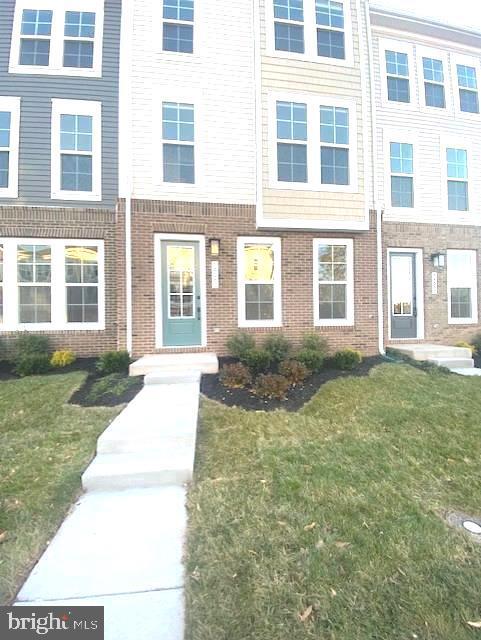 14567 Alsace Ln in Gainesville, VA - Building Photo