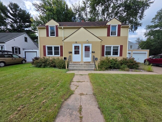 property at 603-605 Ripley Ave