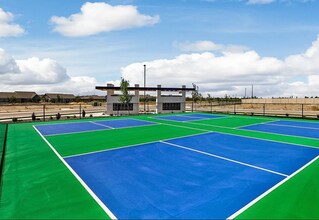 8108 W Grey Alder Dr in Eagle, ID - Building Photo - Building Photo