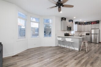 4055 Prairie Ave in Schiller Park, IL - Building Photo - Building Photo