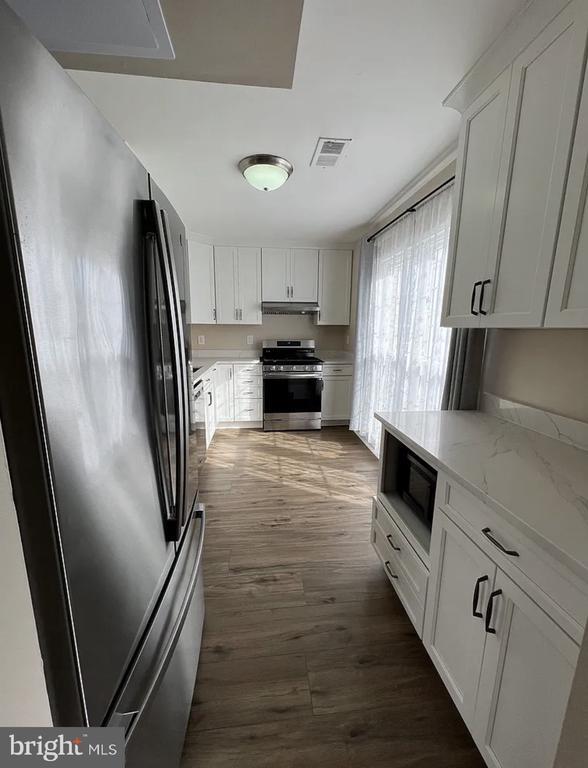 10108 Sabin Dr in Manassas, VA - Building Photo - Building Photo