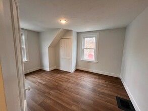 400 Court St, Unit 2 in Plymouth, MA - Building Photo - Building Photo