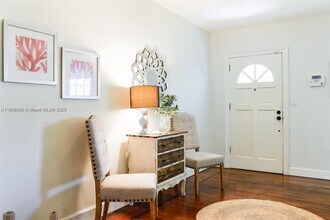7611 Abbott Ave in Miami Beach, FL - Building Photo - Building Photo