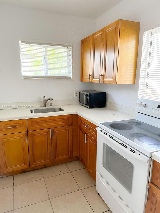 property at 1960 SW 41st Ave