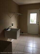 103 Galapagos Ave NE in Lake Placid, FL - Building Photo - Building Photo