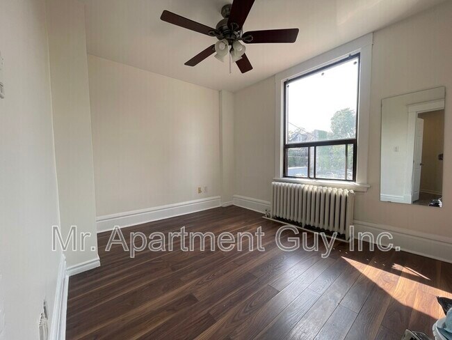 property at 44 Victoria Ave S