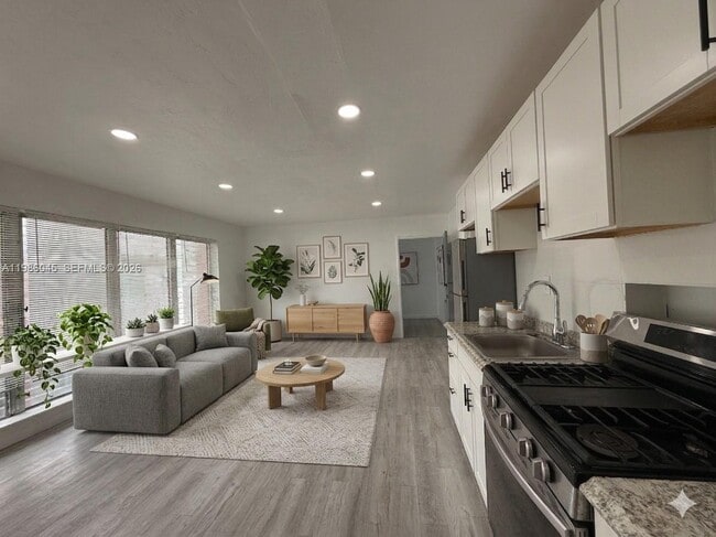 property at 316 Surfside Blvd