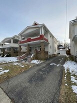 10012 Greenview Ave in Garfield Heights, OH - Building Photo