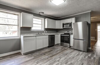 4210 Olive St in Texarkana, TX - Building Photo - Building Photo