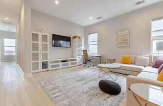 6108 Seville Dr in Austin, TX - Building Photo - Building Photo