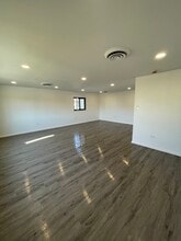 5356 W Belmont Ave, Unit 5356 W Belmont Apt 2 in Chicago, IL - Building Photo - Building Photo