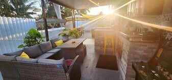 3324 NW 14th St in Miami, FL - Building Photo