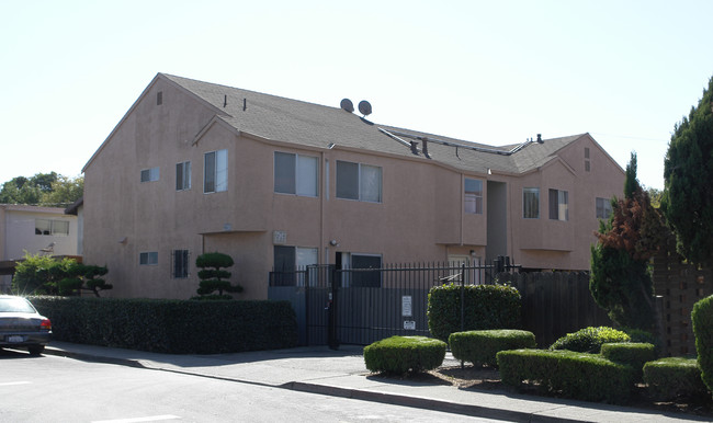 2200 Road 20 in San Pablo, CA - Building Photo - Building Photo