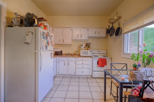 312 Pearl St, Unit 2 in Pittsburgh, PA - Building Photo - Building Photo