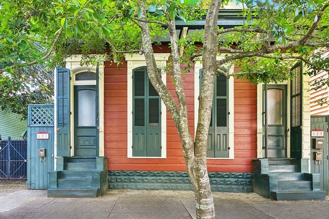 property at 625 Spain St