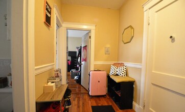 319 Allston St, Unit #4 in Boston, MA - Building Photo - Building Photo