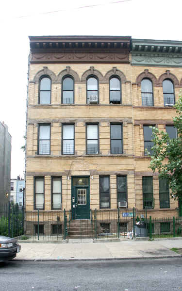 808  Macdonough Street in Brooklyn, NY - Building Photo