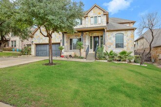 11704 Palisades Pkwy in Austin, TX - Building Photo - Building Photo
