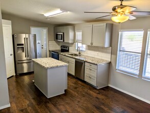 10438 E Bella Ln in San Tan Valley, AZ - Building Photo - Building Photo