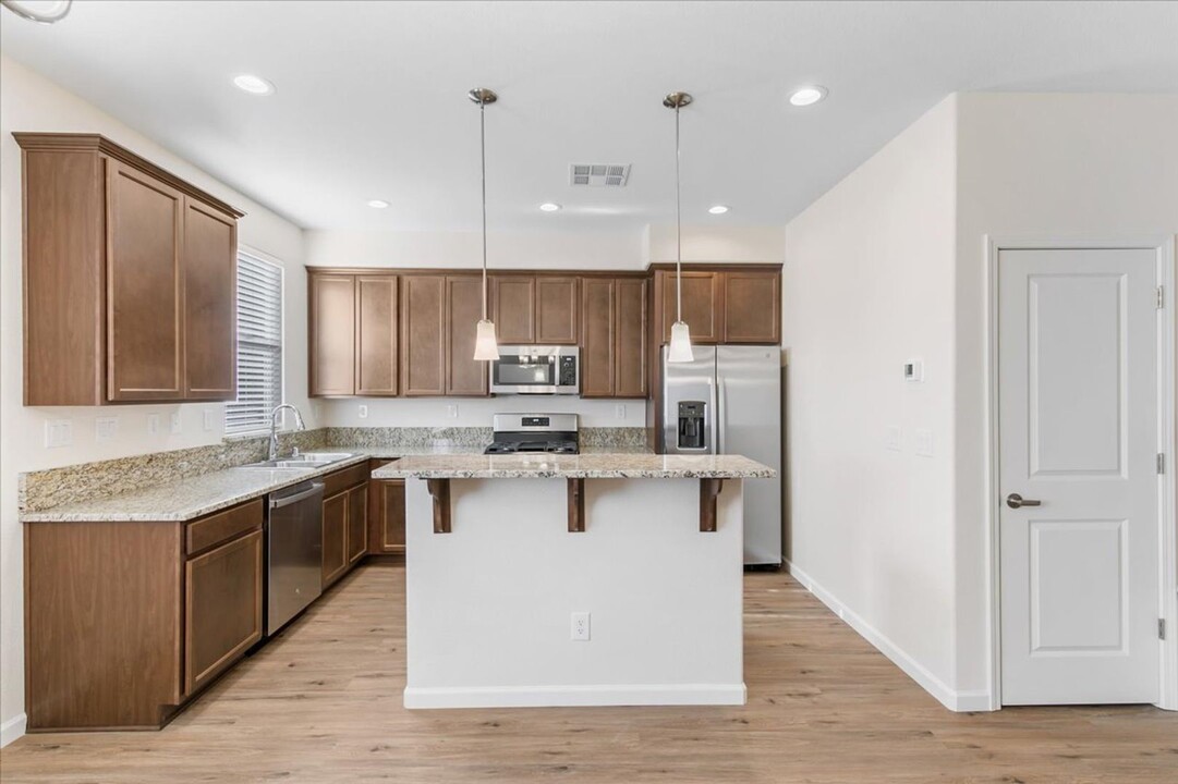 2316 Snow Cyn Dr in Sparks, NV - Foto de edificio