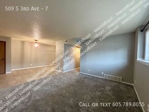 509 3rd Ave in Brandon, SD - Building Photo - Building Photo