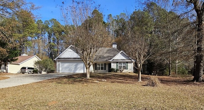 property at 32 Concord Ct N