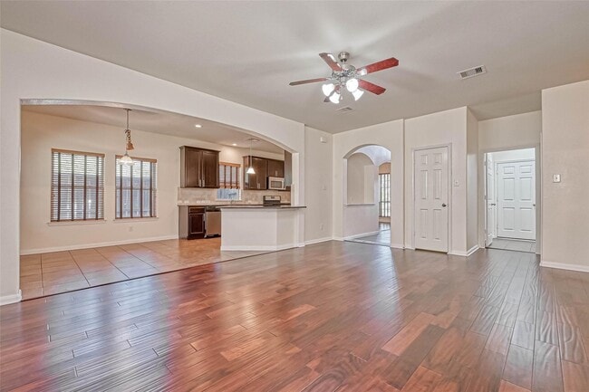 20555 Bonds Creek Ln