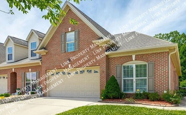 property at 7655 Lenox Trace Dr