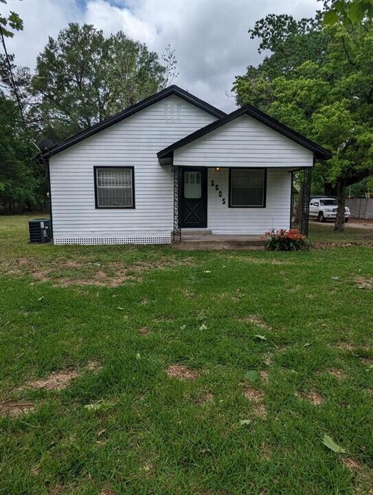 5605 Lavender St Photo