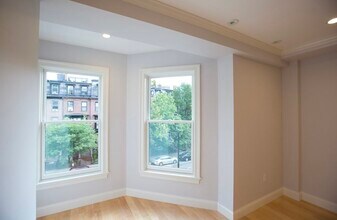 296 Beacon St, Unit 7 in Boston, MA - Building Photo - Building Photo