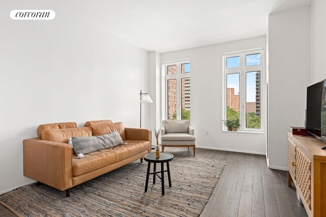 property at 543 W 122nd St
