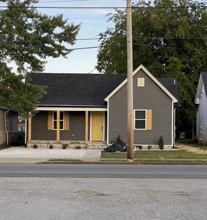 1274 Adams St in Bowling Green, KY - Foto de edificio