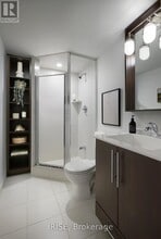105 Harrison Garden Blvd in Toronto, ON - Building Photo - Building Photo