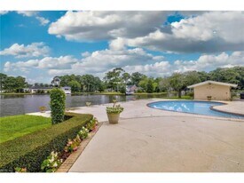 1401 Linlier Dr in Virginia Beach, VA - Building Photo