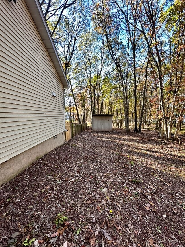 101 Mohawk Trail in Albrightsville, PA - Building Photo - Building Photo