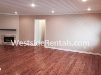 2141 S Bentley Ave, Unit 106 in Los Angeles, CA - Foto de edificio