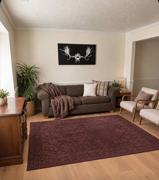 property at 1093 Eastgate Dr