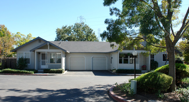 54 Okelley Way in Santa Rosa, CA - Building Photo - Building Photo