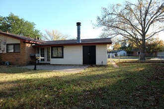3401 Princeton Dr in Irving, TX - Building Photo - Building Photo