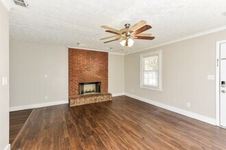 4305 Derbyshire Trce SE in Conyers, GA - Foto de edificio - Building Photo