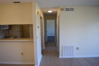 5226 Via Hacienda Cir, Unit A216 in Orlando, FL - Building Photo - Building Photo