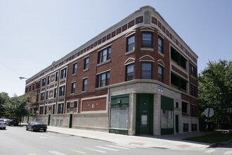 1314-1328 N Damen Ave in Chicago, IL - Building Photo - Building Photo