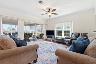 1605 Slate Ct in Venice, FL - Building Photo - Building Photo