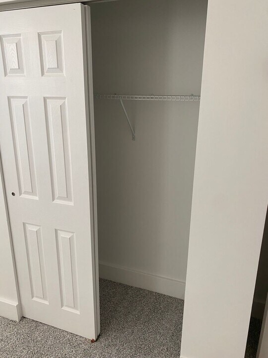 914 S 2nd St in Springfield, IL - Building Photo