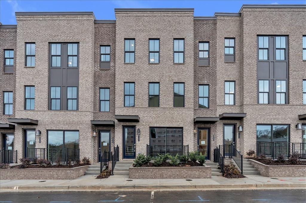 742 Urban Grange Way in Suwanee, GA - Building Photo