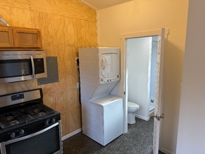 1512 Pittman Rd in Wasilla, AK - Building Photo - Building Photo