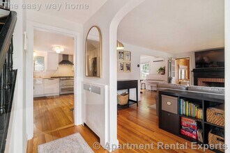 19 Trenton St in Melrose, MA - Foto de edificio - Building Photo